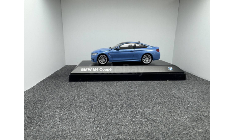 BMW M4 Coupe F82 2014 Yas Marina Blue, редкая масштабная модель, Herpa, 1:43, 1/43