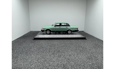 Volvo 240GL 1986 light green metallic, редкая масштабная модель, Minichamps, scale43
