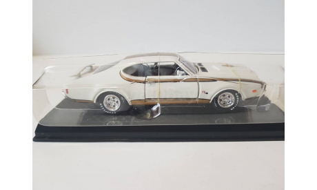 OLDSMOBILE HURST 1969, масштабная модель, scale43