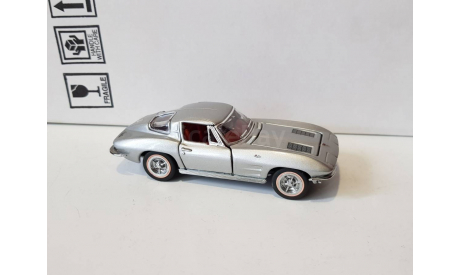 CHEVROLET CORVETTE STINGRAY 1963, масштабная модель, FRANKLIN MINT, scale43