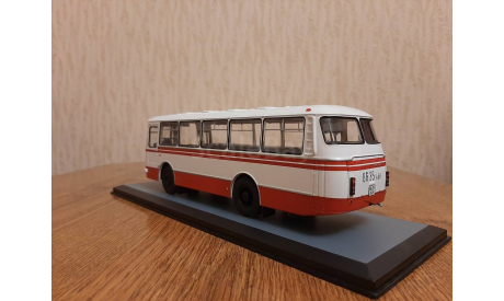 Масштабная модель ЛАЗ-695Н бело-красный, масштабная модель, Classicbus, scale43