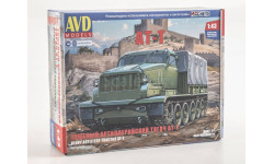 Сборная модель Тяжелый артиллерийский тягач АТ-Т