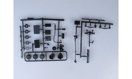 Сборная модель МАЗ-200 бортовой (KIT), сборная модель автомобиля, AVD Models, scale43