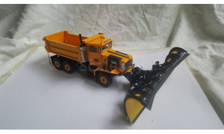 Oshkosh P-Series Snow Plow 1-50 TWH Collectibles, масштабная модель, scale50
