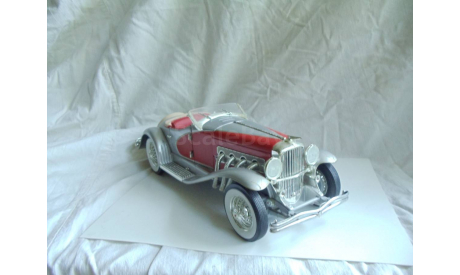 DUESENBERG SSJ Roadster 1936 ERTL 1-18, масштабная модель, ERTL (Auto World), scale18