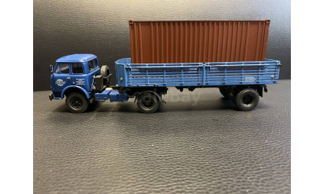 AD Modum МАЗ-5429 c МАЗ-5215 прицеп, контейнер DIP, масштабная модель, scale43