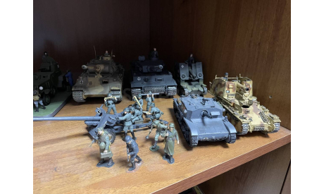 Коллекция бронетехники и фигурок ВОВ 1941-1945 масштаб 1:35 Tamiya, сборные модели бронетехники, танков, бтт, Т34,Т85,Тигр,Пантера,САУ, 1/35