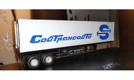 Полуприцеп КамАЗ Совтрансавто, масштабная модель, Bauer/Cararama/Hongwell, scale43
