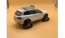 Volkswagen Touareg Snow Edition, масштабная модель, Kyosho, scale18