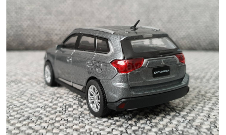 Mitsubishi Outlander 2.4, масштабная модель, scale43
