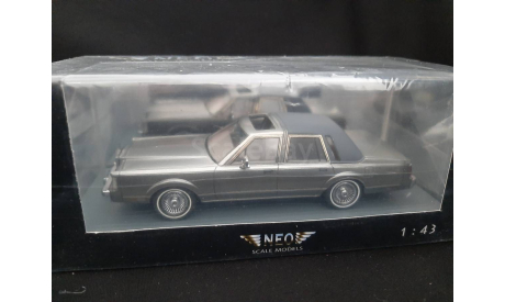 Lincoln Town car 1986, масштабная модель, Neo Scale Models, scale43