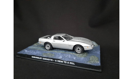 Chevrolet Corvette ’A view to a kill’, масштабная модель, Universal Hobbies, scale43