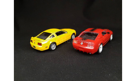 Ford Mustang GT 2005 + GT500 Supersnake, масштабная модель, Academy, scale43