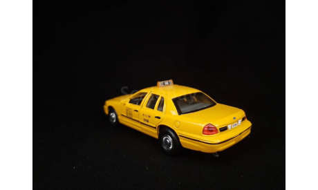 Ford Crown Victoria 1999 NewYork taxi, масштабная модель, Welly, scale43
