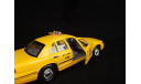 Ford Crown Victoria 1999 NewYork taxi, масштабная модель, Welly, scale43