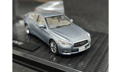 Nissan Skyline 350GT Sedan Hybrid, масштабная модель, Kyosho, scale43