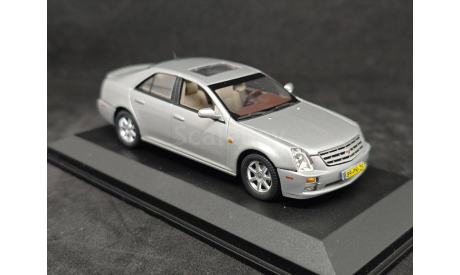 Cadillac STS argentee Norev, масштабная модель, scale43