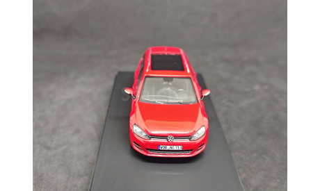Volkswagen Golf VII Variant (A7) 2013 Tornadorot, масштабная модель, Herpa, scale43