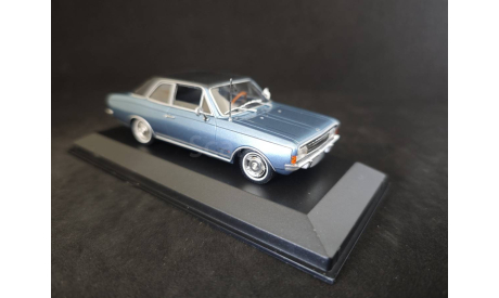 Opel Commodore A 1966 Minichamps, масштабная модель, scale43