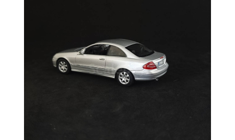 Mercedes-Benz CLK coupe c209 Minichamps, масштабная модель, scale43
