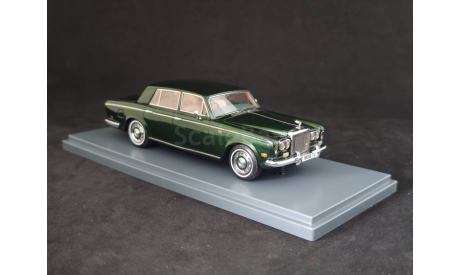 Bentley T1 SALOON GREEN METAL 1974, масштабная модель, Neo Scale Models, scale43