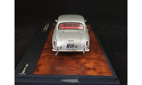 Bentley S2 Continental sports saloon Hooper 1959, масштабная модель, Matrix, scale43