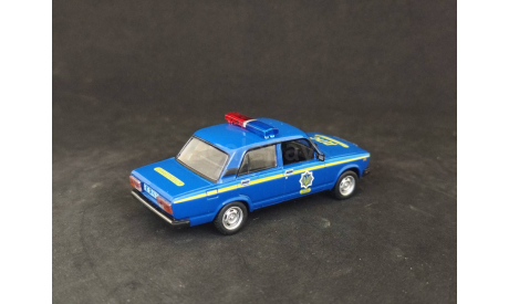 ВАЗ-2107 милиция, масштабная модель, Полицейские машины мира, Deagostini, scale43