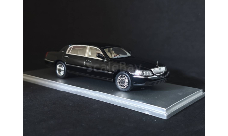 Lincoln Town Car 2011, масштабная модель, Luxury Diecast (USA), scale43
