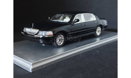 Lincoln Town Car 2011, масштабная модель, Luxury Diecast (USA), scale43