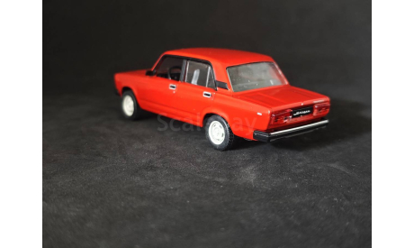 ВАЗ 2105 Жигули 1980-2010, масштабная модель, Автолегенды СССР журнал от DeAgostini, scale43