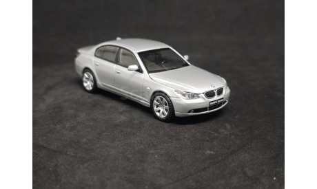 BMW 5 (E60) 545i SEDAN 2003, масштабная модель, Kyosho, scale43