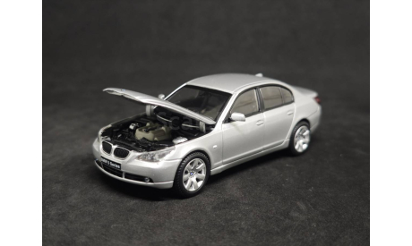 BMW 5 (E60) 545i SEDAN 2003, масштабная модель, Kyosho, scale43