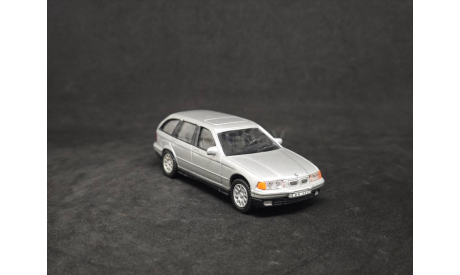 BMW 325 turing wagon, масштабная модель, Bauer/Cararama/Hongwell, scale43