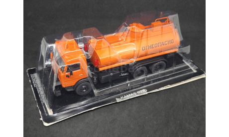 Камаз 5320 (53215) топливозаправщик, масштабная модель, Автомобиль на службе, журнал от Deagostini, scale43