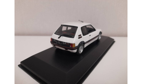 Peugeot 205 GTI Minichamps 1/43, масштабная модель, scale43, Porsche