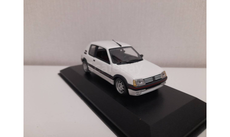 Peugeot 205 GTI Minichamps 1/43, масштабная модель, scale43, Porsche
