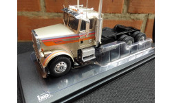 FREIGHTLINER FLC 120 64 T 1977  Ixo