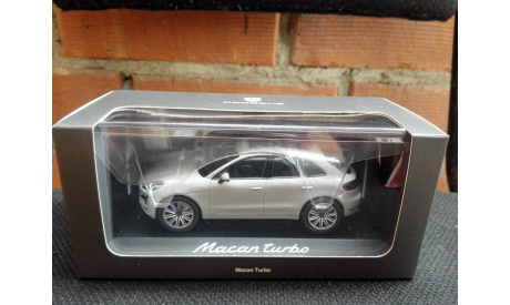 Porsche Macan Turbo 2019 Minichamps, масштабная модель, scale43
