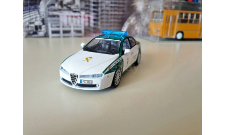 Полицейские машины мира №43 Alfa Romeo 159 Испания 1/43, журнальная серия Полицейские машины мира (DeAgostini), scale43