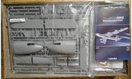 Модель UA72207 B-52G Stratofortress 1:72 Modelcollect, сборные модели авиации, Boeing, scale72