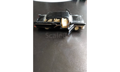 ГАЗ-13  ’Чайка’ черная пр-во СССР, масштабная модель, scale0