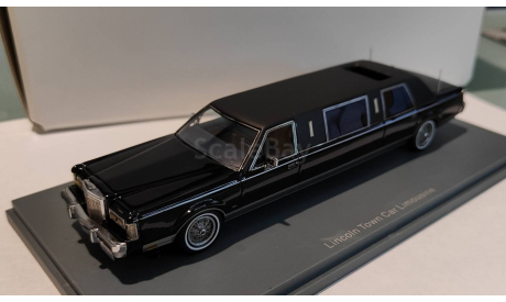 Lincoln Town Car., масштабная модель, Neo Scale Models, scale43