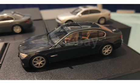 Дилерские BMW., редкая масштабная модель, scale43