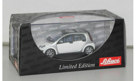 1:43 Smart ForFour (2004) ice white / silver, масштабная модель, Schuco, scale43