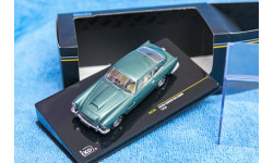 1/43 Aston Martin DB4 Ixo