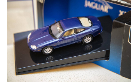 1/43 Jaguar XK8 Autoart, масштабная модель, scale43