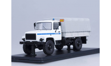 Горьковский грузовик 3308 (ГАЗ-3308) 4х4 (двигатель ЗМЗ-513) бортовой с тентом, Милиция (светомаскировка на фарах), масштабная модель, Start Scale Models (SSM), 1:43, 1/43