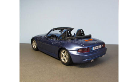 BMW M Roadster  BBurago 1:24 made in Italy, масштабная модель, scale24