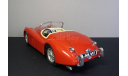 Jaguar XK120 BBurago  1:24 made in Italy, масштабная модель, scale24