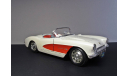 1957 Chevrolet Corvette BBurago 1:24 made in Italy, масштабная модель, 1/24